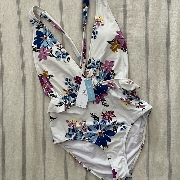 Cupshe Suit NWT - Picture 3 of 4